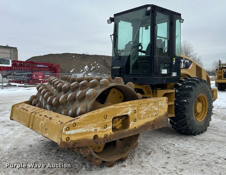 2010 Caterpillar CP56 Equipment Image0