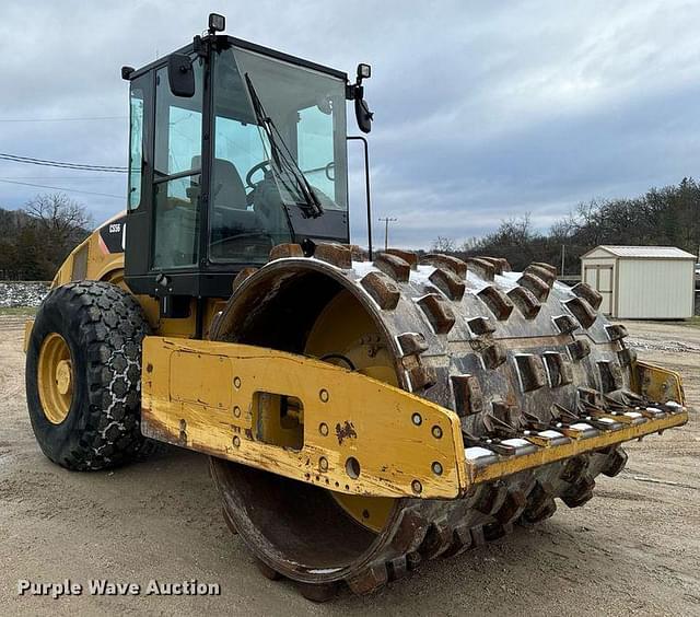 Image of Caterpillar CS56 equipment image 2