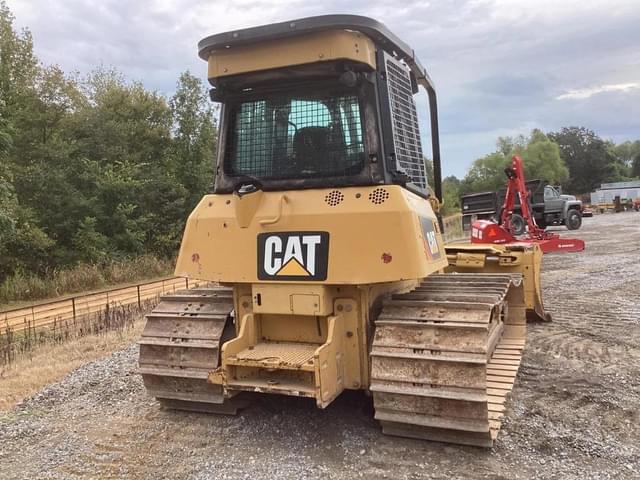 Image of Caterpillar D6K equipment image 4