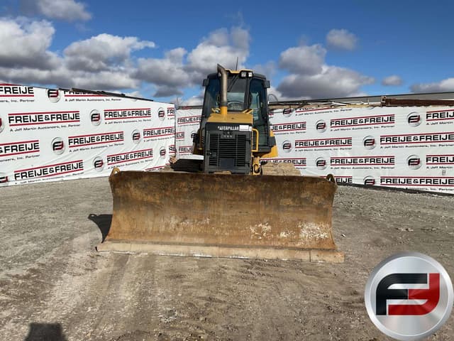 Image of Caterpillar D6K equipment image 1