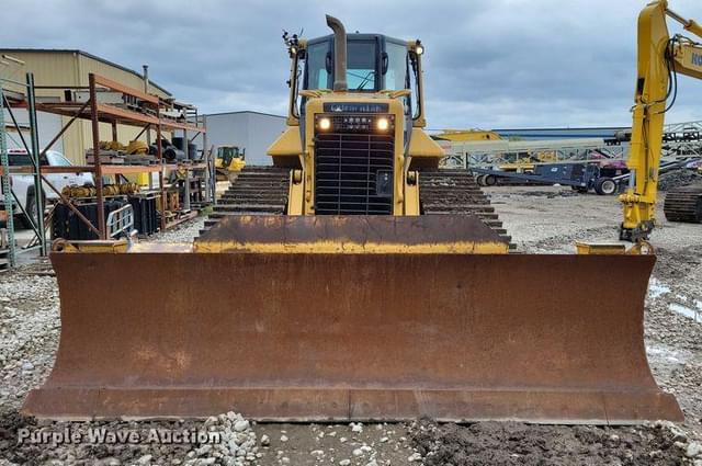 Image of Caterpillar D6N LGP equipment image 4