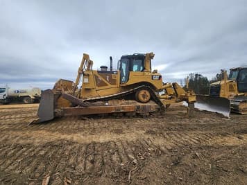 Main image Caterpillar D8T