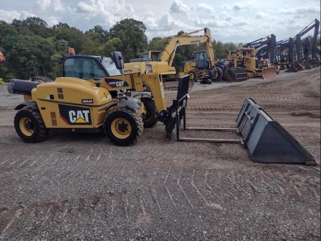 Image of Caterpillar TH255 equipment image 2