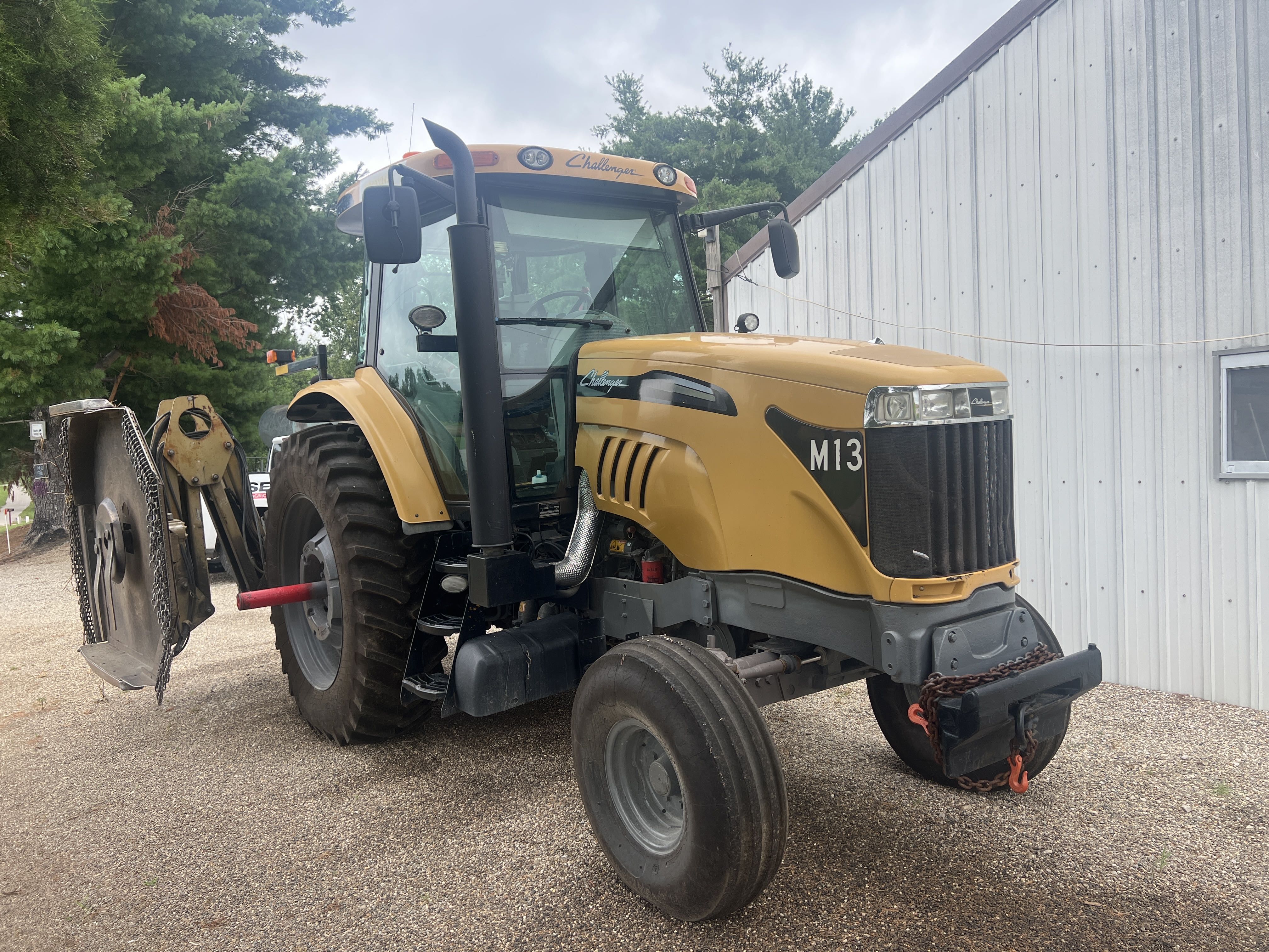 Main image Challenger MT575B