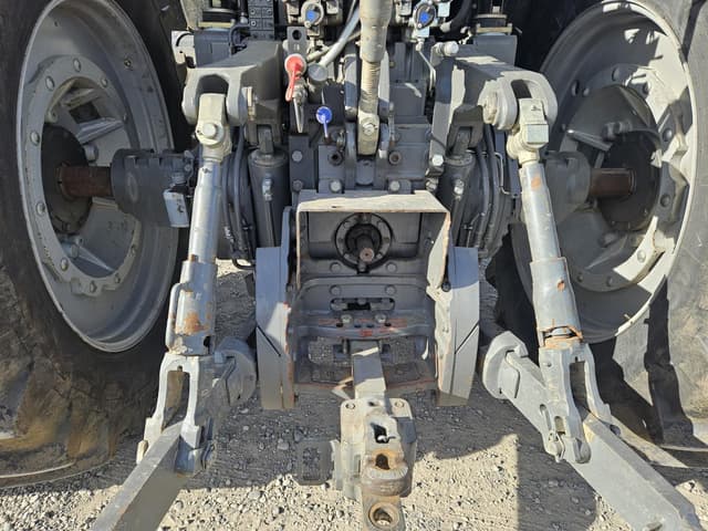 Image of Challenger MT645C equipment image 4