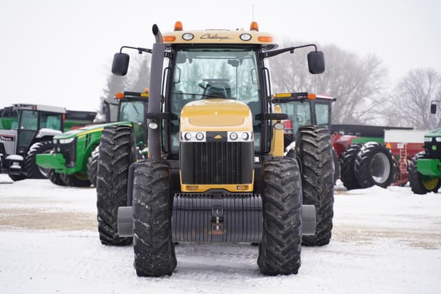 Image of Challenger MT675C equipment image 1