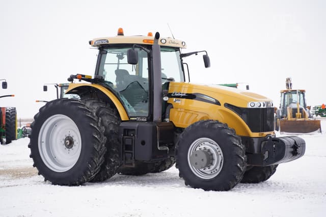 Image of Challenger MT675C equipment image 2