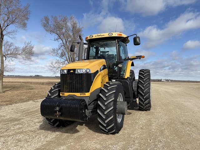 Image of Challenger MT675C equipment image 3