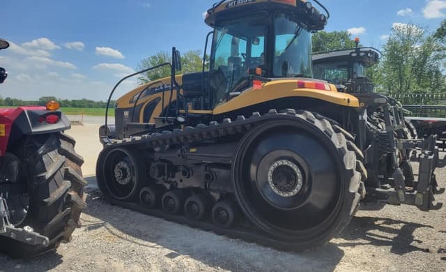 Image of Challenger MT855C equipment image 1