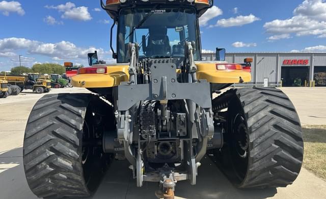 Image of Challenger MT855C equipment image 4