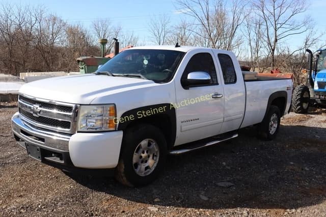 Image of Chevrolet 1500 equipment image 1