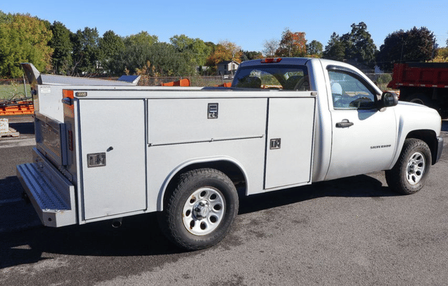 Image of Chevrolet 1500 equipment image 4