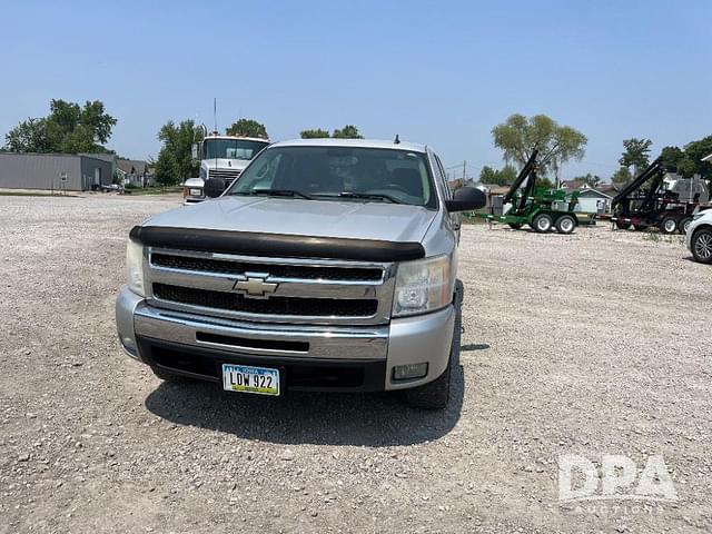 Image of Chevrolet 1500 equipment image 2