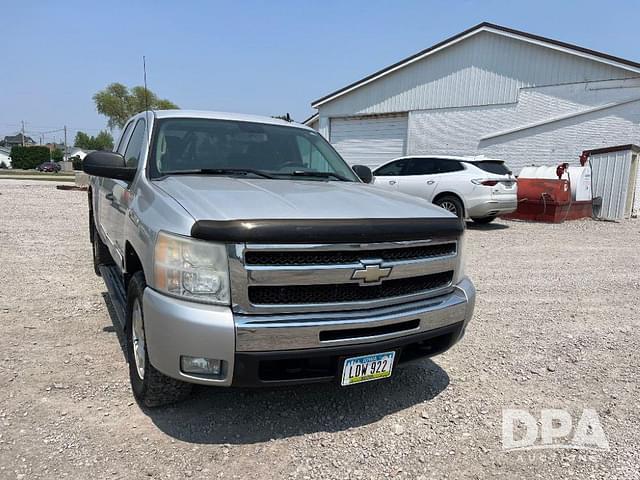 Image of Chevrolet 1500 equipment image 4