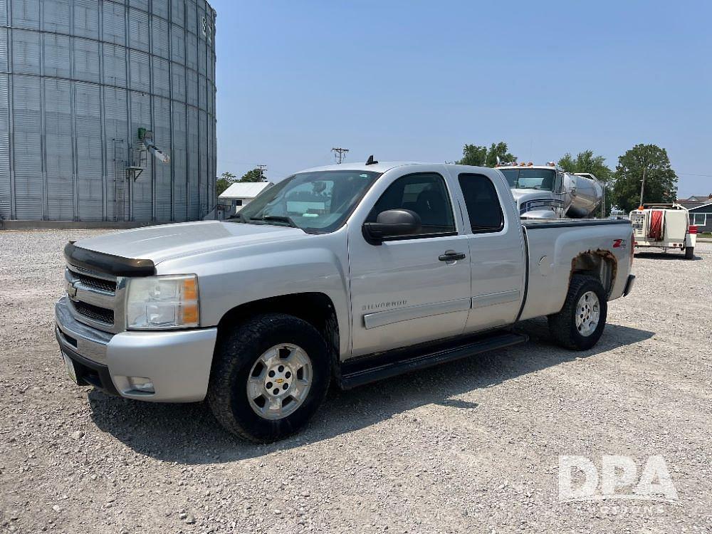 Image of Chevrolet 1500 Primary image