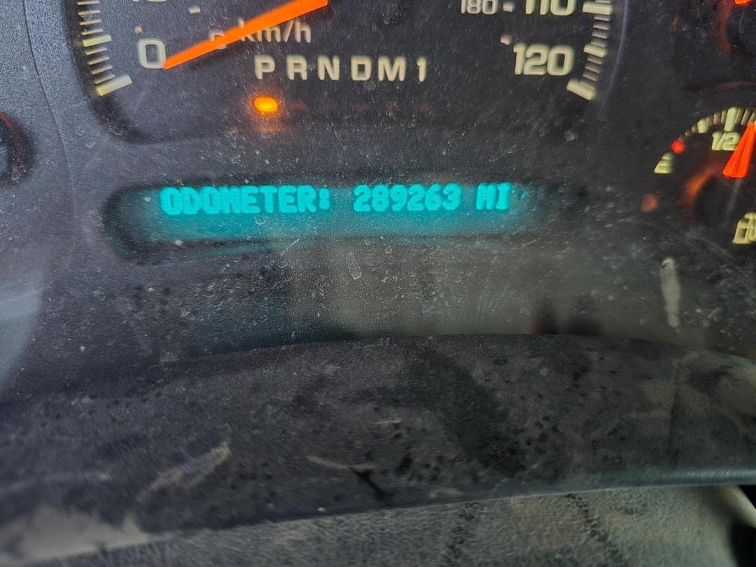 Image of Chevrolet 2500 Image 1