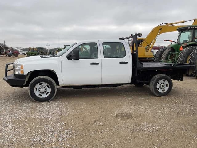 Image of Chevrolet 2500HD equipment image 1
