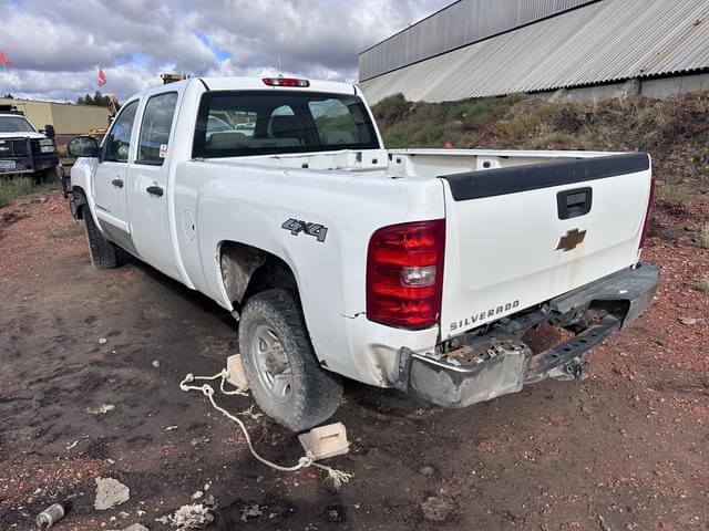 Image of Chevrolet 2500HD equipment image 4