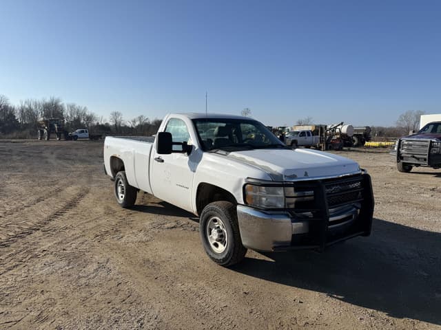 Image of Chevrolet 2500HD equipment image 1