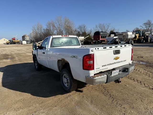 Image of Chevrolet 2500HD equipment image 3