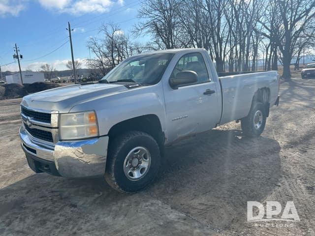 Image of Chevrolet 2500HD equipment image 1