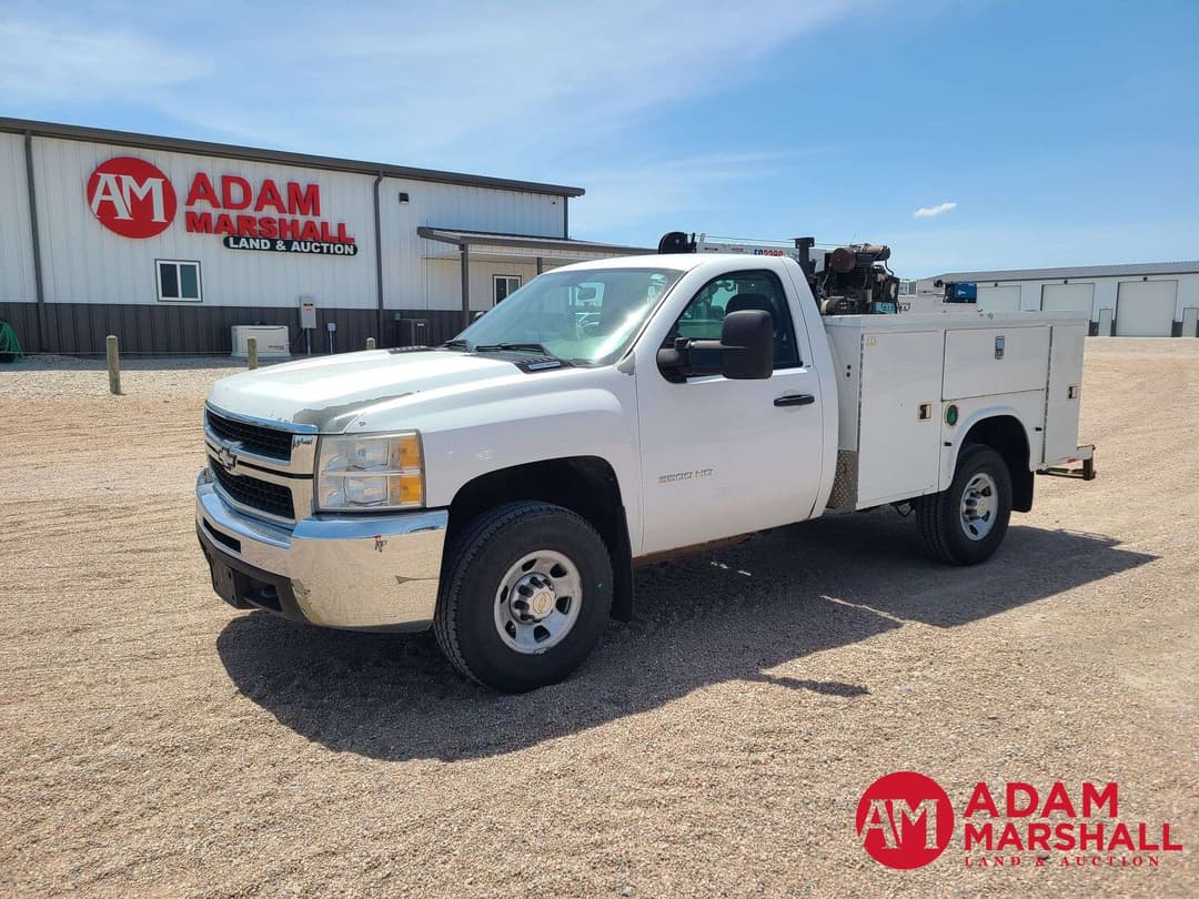 Image of Chevrolet 3500HD Primary image