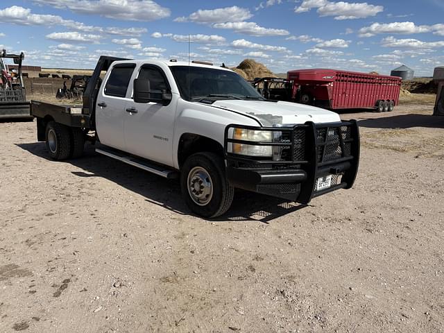 Image of Chevrolet 3500 equipment image 1