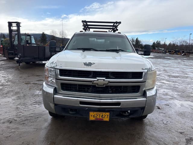 Image of Chevrolet 3500HD equipment image 1