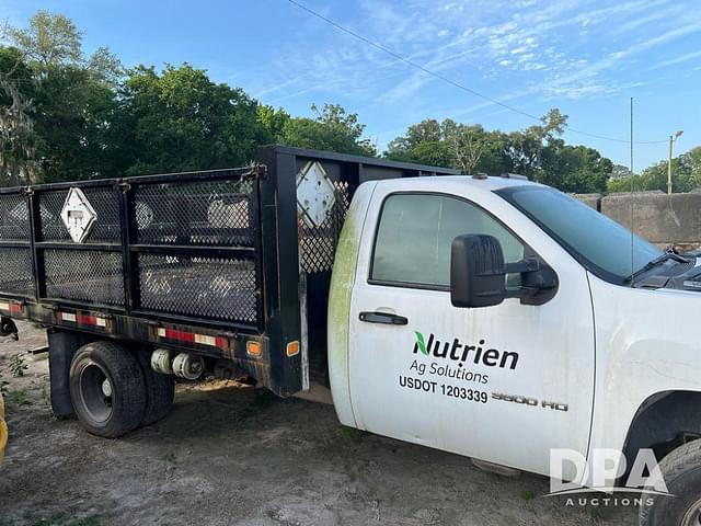 Image of Chevrolet 3500HD equipment image 1