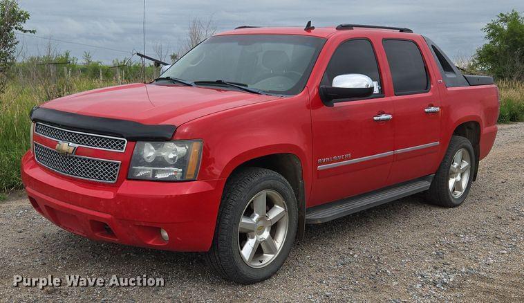 Image of Chevrolet Avalanche Primary image