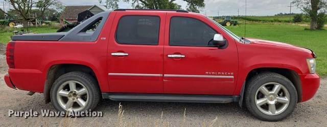 Image of Chevrolet Avalanche equipment image 3