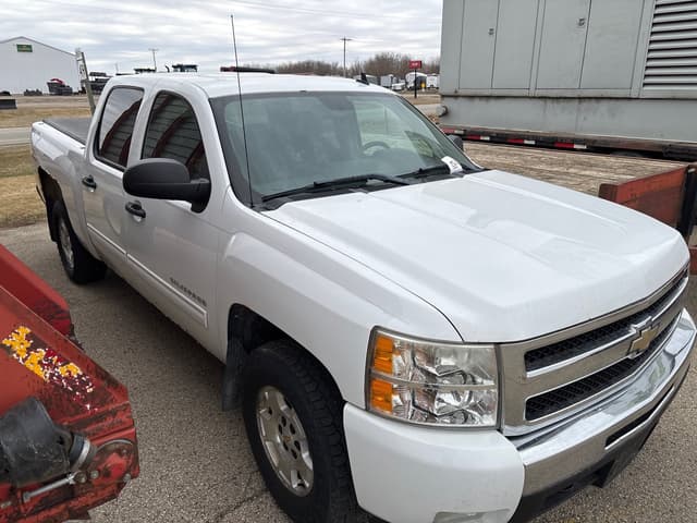 Image of Chevrolet 1500 equipment image 1