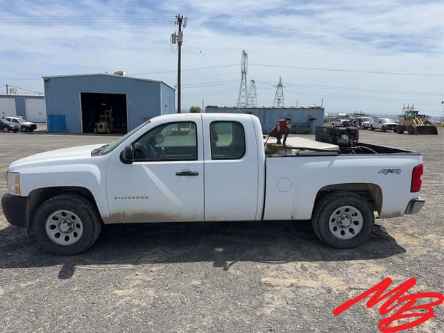 Image of Chevrolet 1500 equipment image 2
