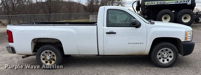 Image of Chevrolet 1500 equipment image 3