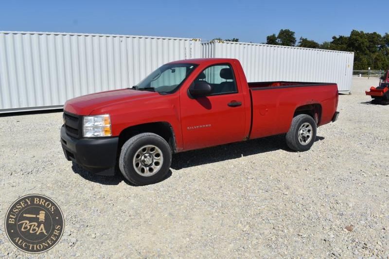 2010 Chevrolet 1500 Equipment Image0