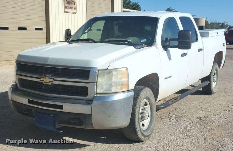 Image of Chevrolet 2500HD Primary image