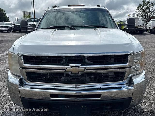 Image of Chevrolet 3500HD equipment image 1