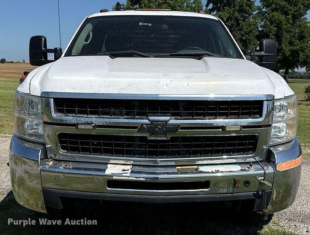 Image of Chevrolet 3500HD equipment image 1
