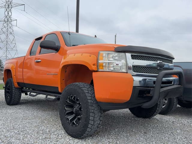 Image of Chevrolet 1500 equipment image 1