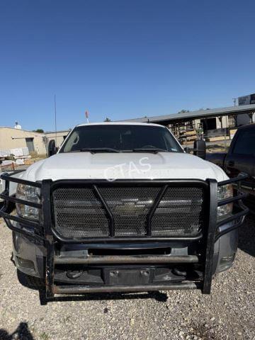 Image of Chevrolet Silverado equipment image 1