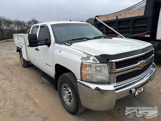 Image of Chevrolet 2500HD equipment image 1