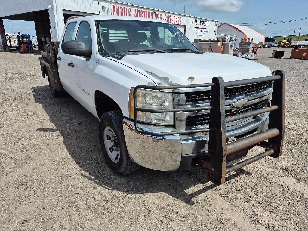 Image of Chevrolet Silverado Primary image