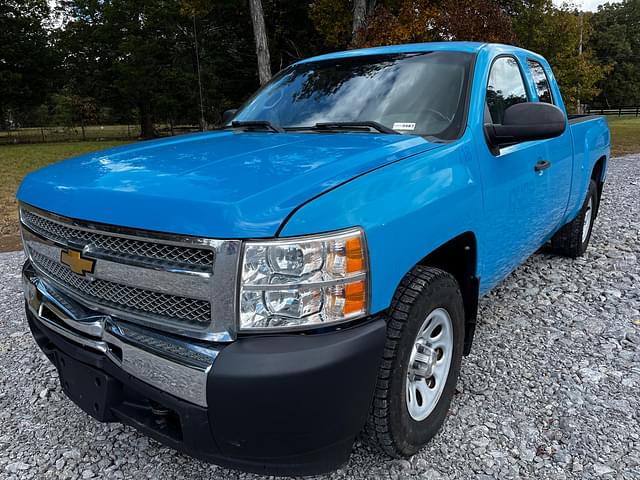 Image of Chevrolet Silverado equipment image 4