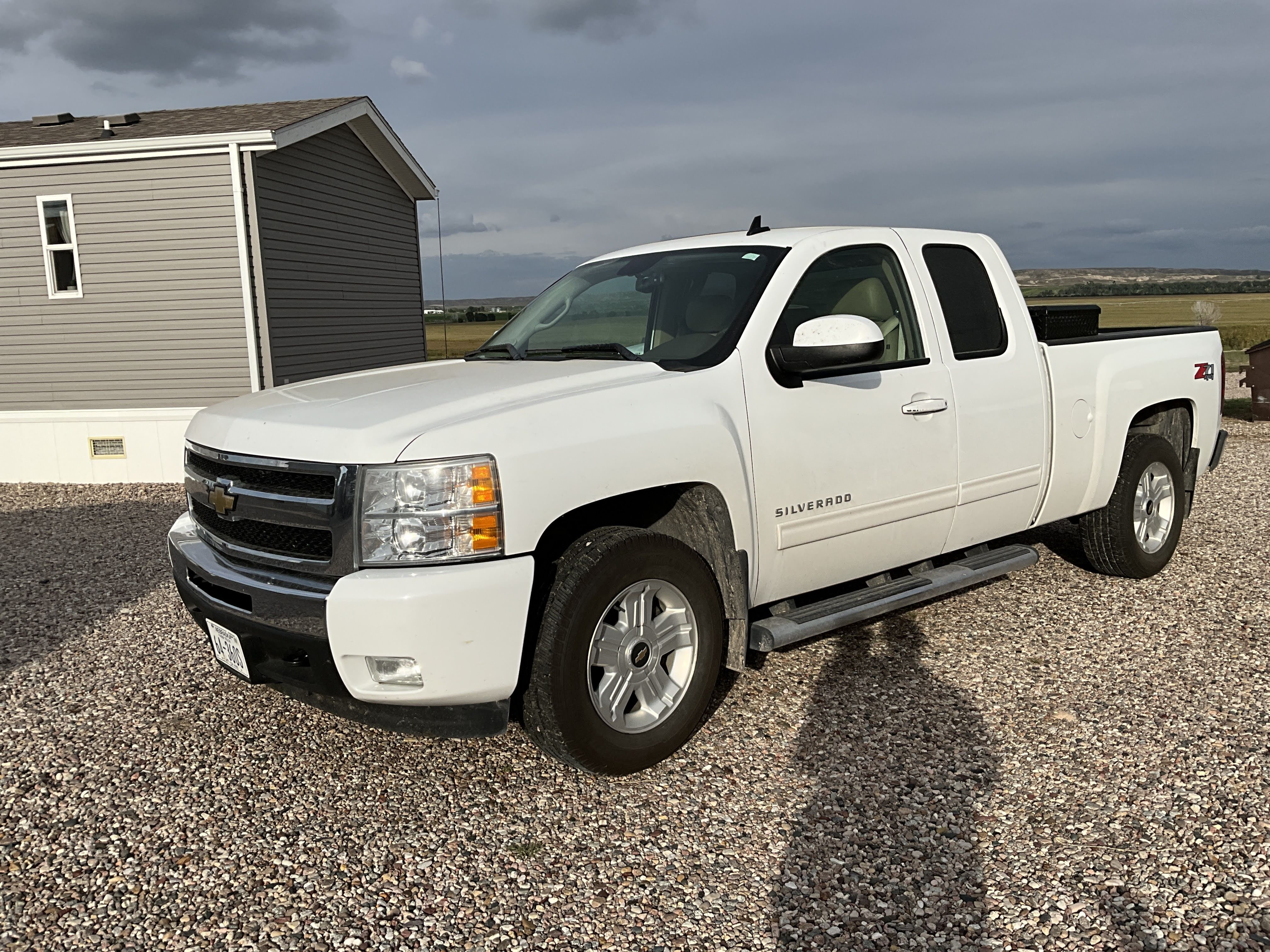 2010 Chevrolet Z71 Equipment Image0