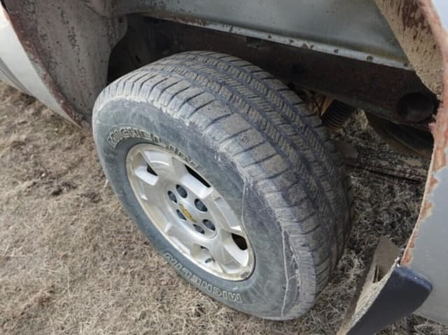 Image of Chevrolet 1500 equipment image 4