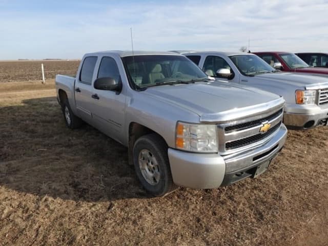 Image of Chevrolet 1500 equipment image 1