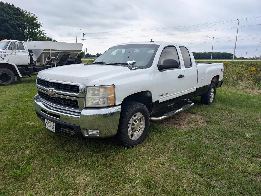 Image of Chevrolet 2500HD Primary image