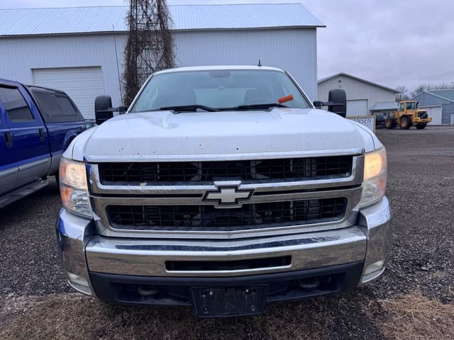 Image of Chevrolet 2500HD equipment image 1