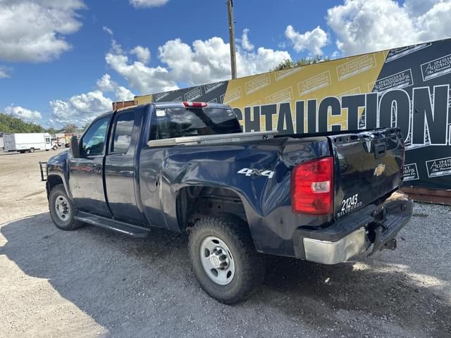 Image of Chevrolet 2500HD equipment image 1