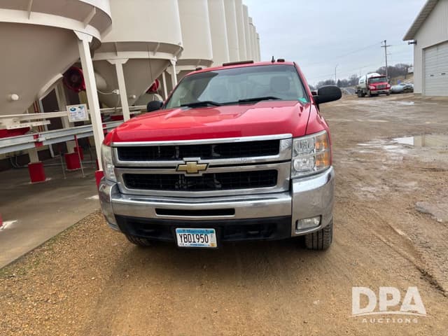 Image of Chevrolet 3500HD equipment image 3